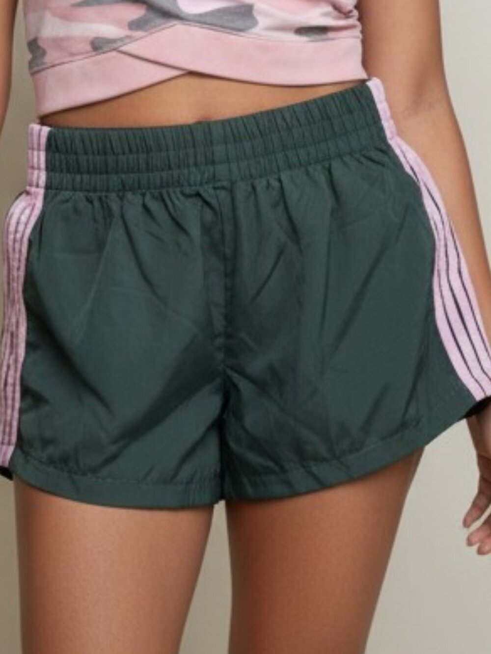 Vivibleu Green with Pink Stripes Shorts. SZ XS
